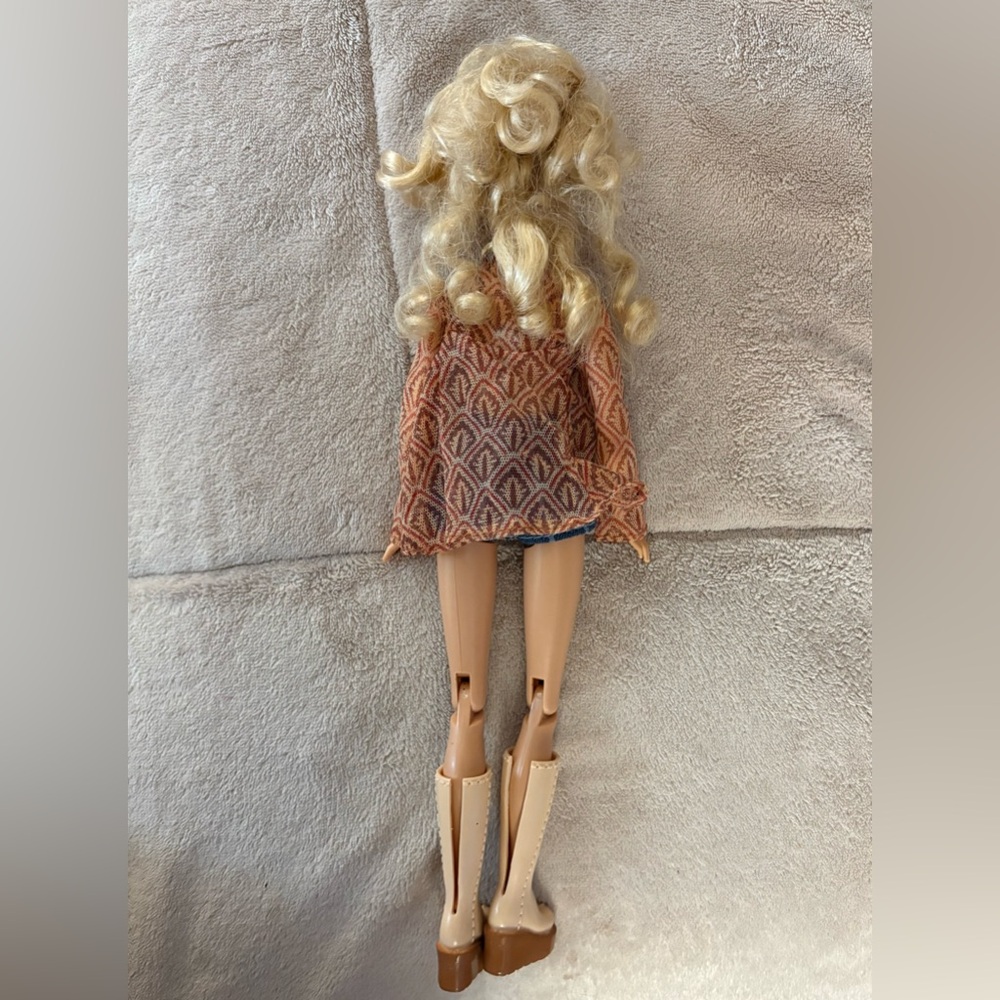 Mattel My Scene Barbie doll - Picture 4 of 5